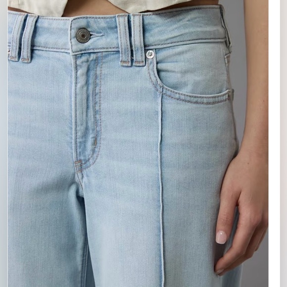 American Eagle Dreamy Drape Stretch Low Rise Baggy Wide Leg Jeans NWT - Picture 3 of 3